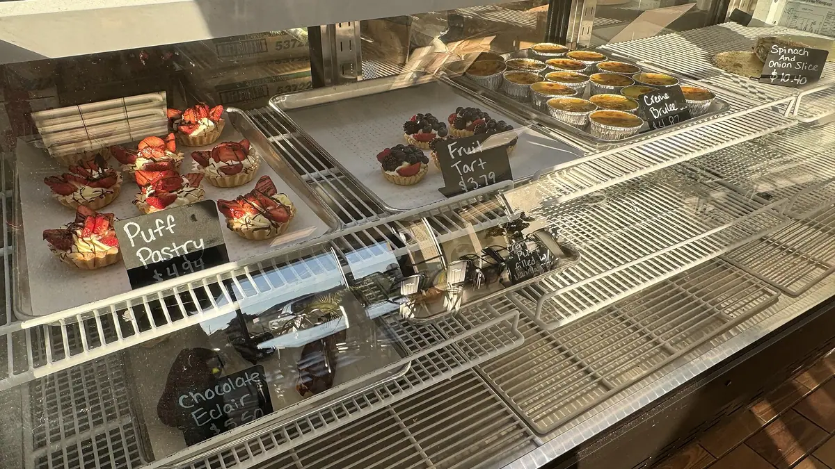 Patisserie Valerie – patisserie in Bromley, London